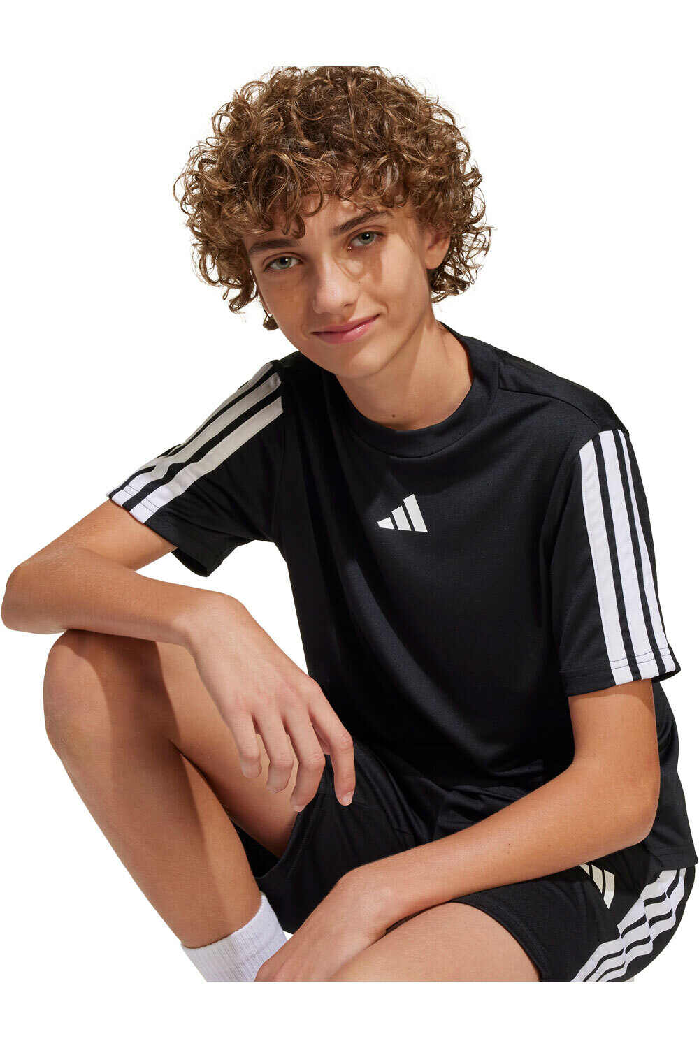 adidas camiseta manga corta niño M_J TR-ES 3S TEE vista detalle
