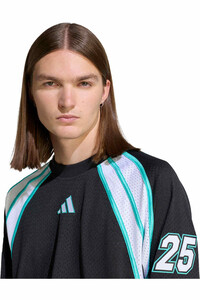 adidas camiseta manga larga hombre MERCEDES-AMG PETRONAS F1 LAS VEGAS vista detalle