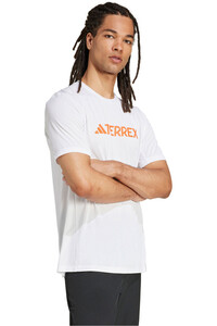 adidas camiseta montaña manga corta hombre TERREX MULTI CLIMACOOL LOGO TECH vista detalle