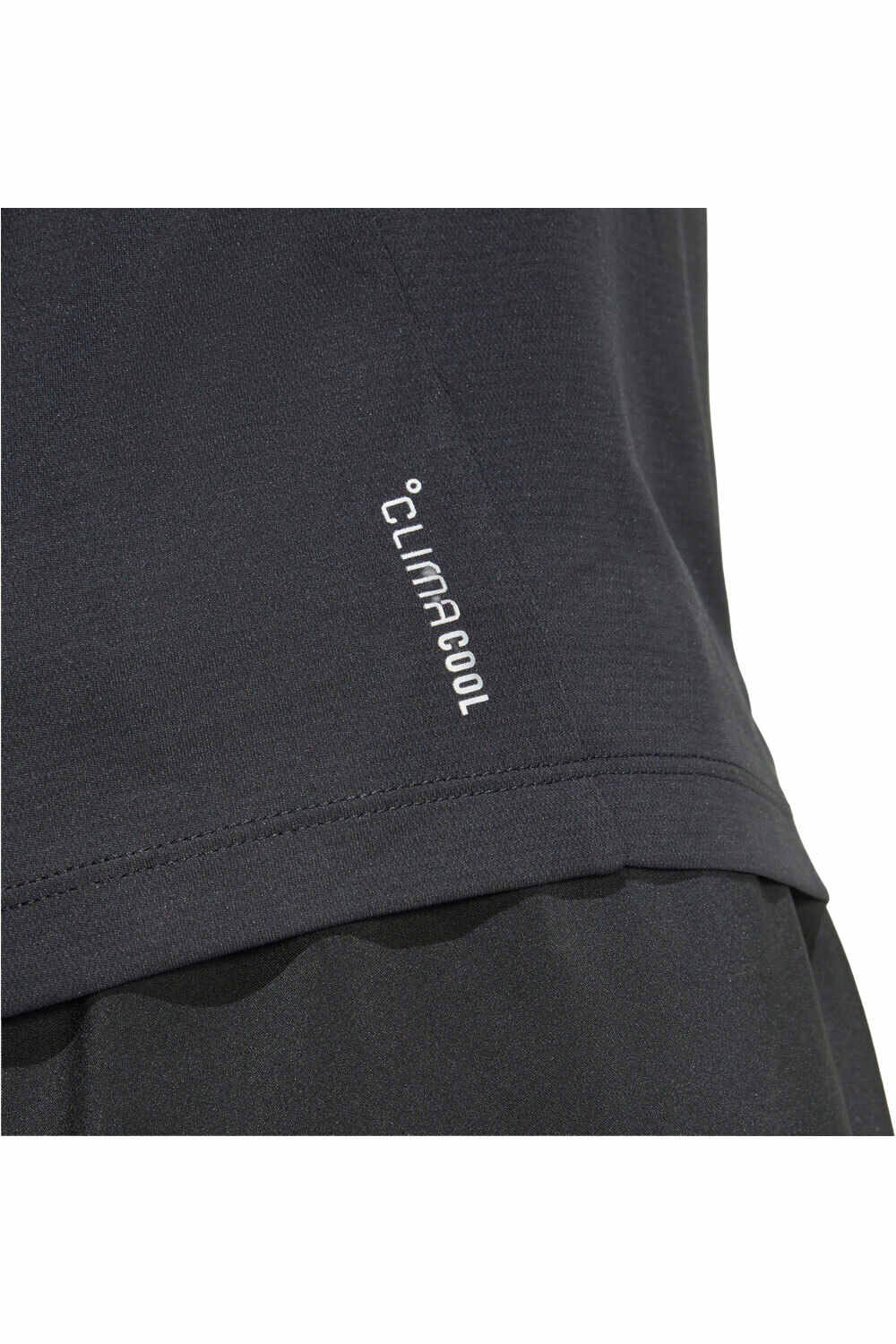 adidas camiseta técnica manga corta hombre Run Ess Tee M vista detalle