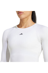 adidas camisetas fitness mujer TECHFIT vista detalle