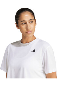 adidas camisetas fitness mujer TRAIN ESSENTIALS BOXY vista detalle