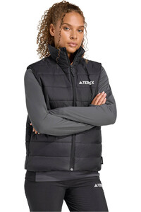 adidas chaleco outdoor mujer TERREX MULTI ESSENTIALS CLIMAWARM vista detalle