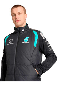 adidas chalecos hombre MERCEDES-AMG PETRONAS F1 MECHANICS vista detalle