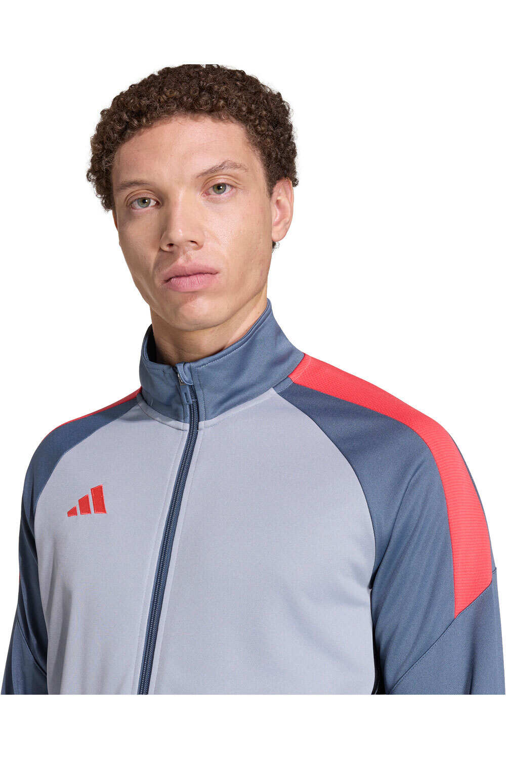 adidas chándal hombre TIRO 26 ESSENTIALS 04