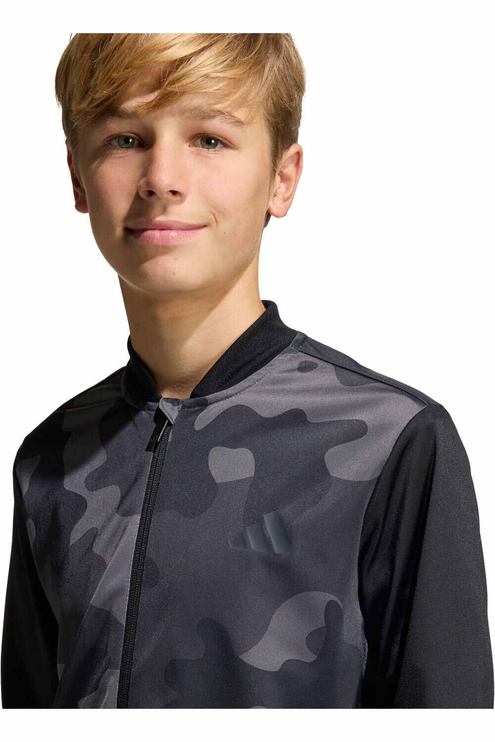 adidas chándal niño SEASONAL ESSENTIAL CAMOUFLAGE 03