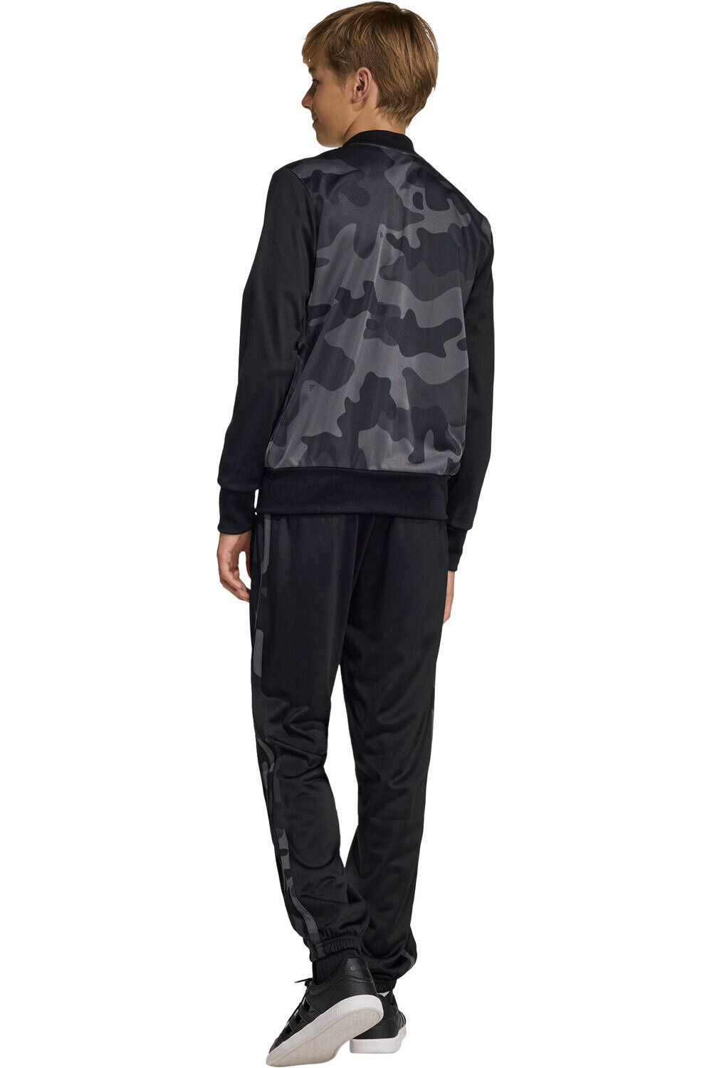 adidas chándal niño SEASONAL ESSENTIAL CAMOUFLAGE vista trasera