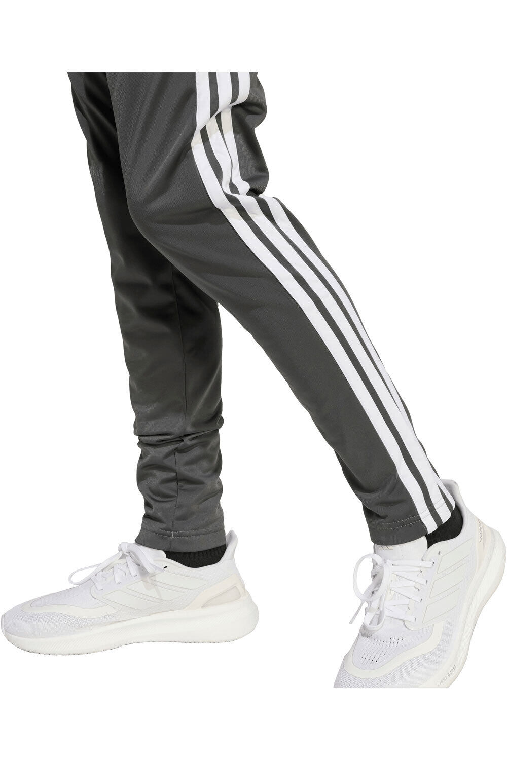 adidas chándal niño SEASONAL ESSENTIALS TIBERIO vista detalle