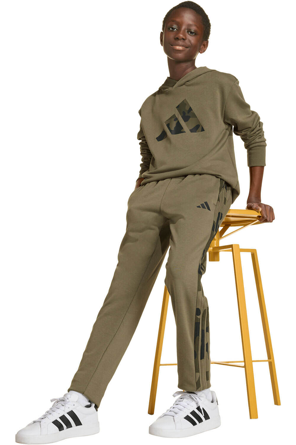 adidas chándal niño SEASONALS vista detalle