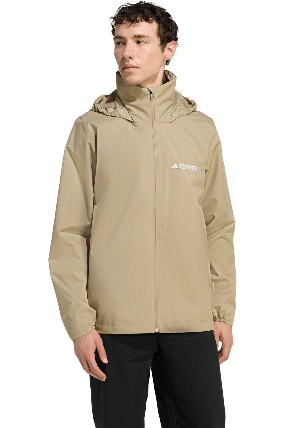 adidas chaqueta impermeable hombre MT ESS 2L R JKT vista frontal