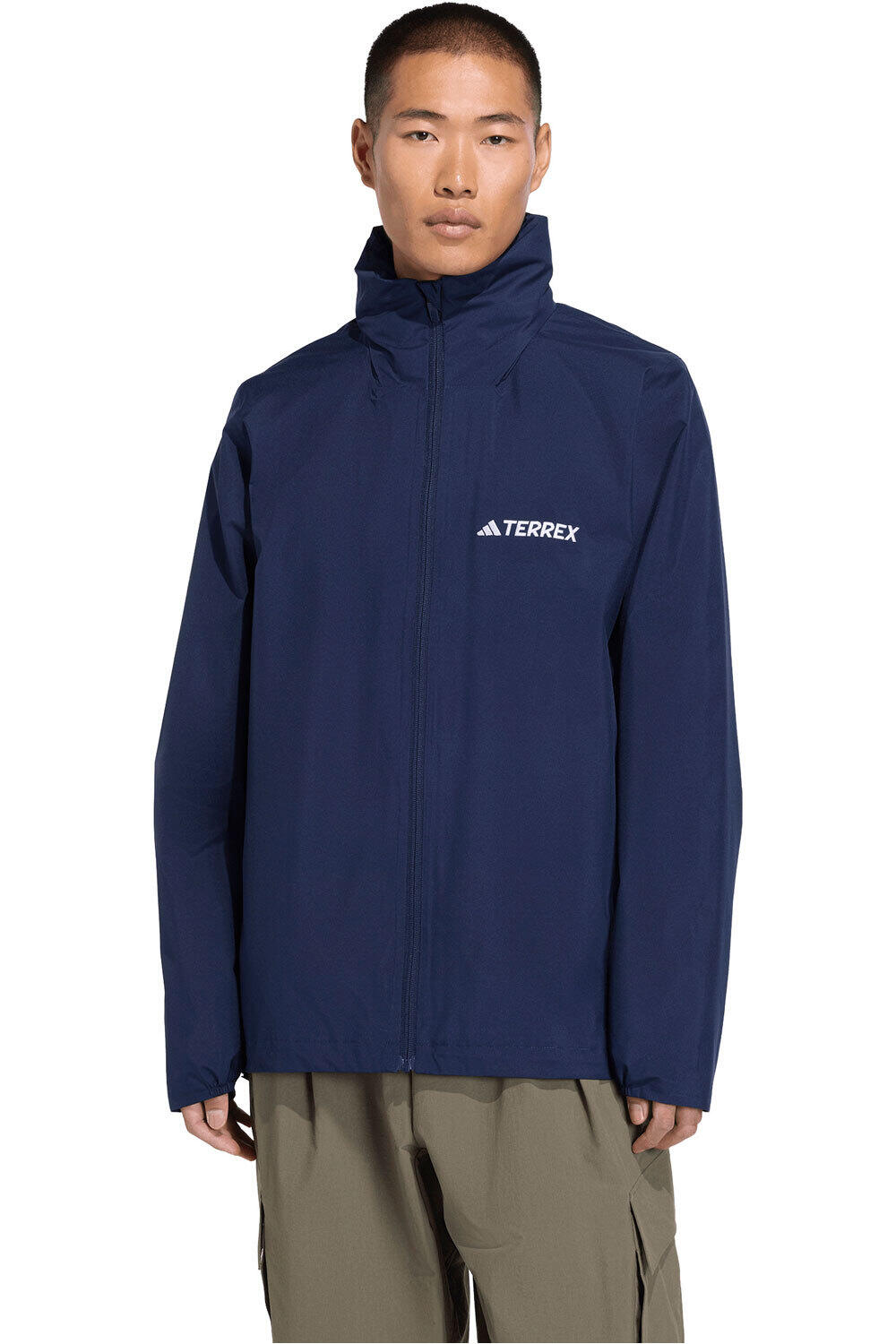 adidas chaqueta impermeable hombre MULTI ESSENTIALS 2L vista frontal