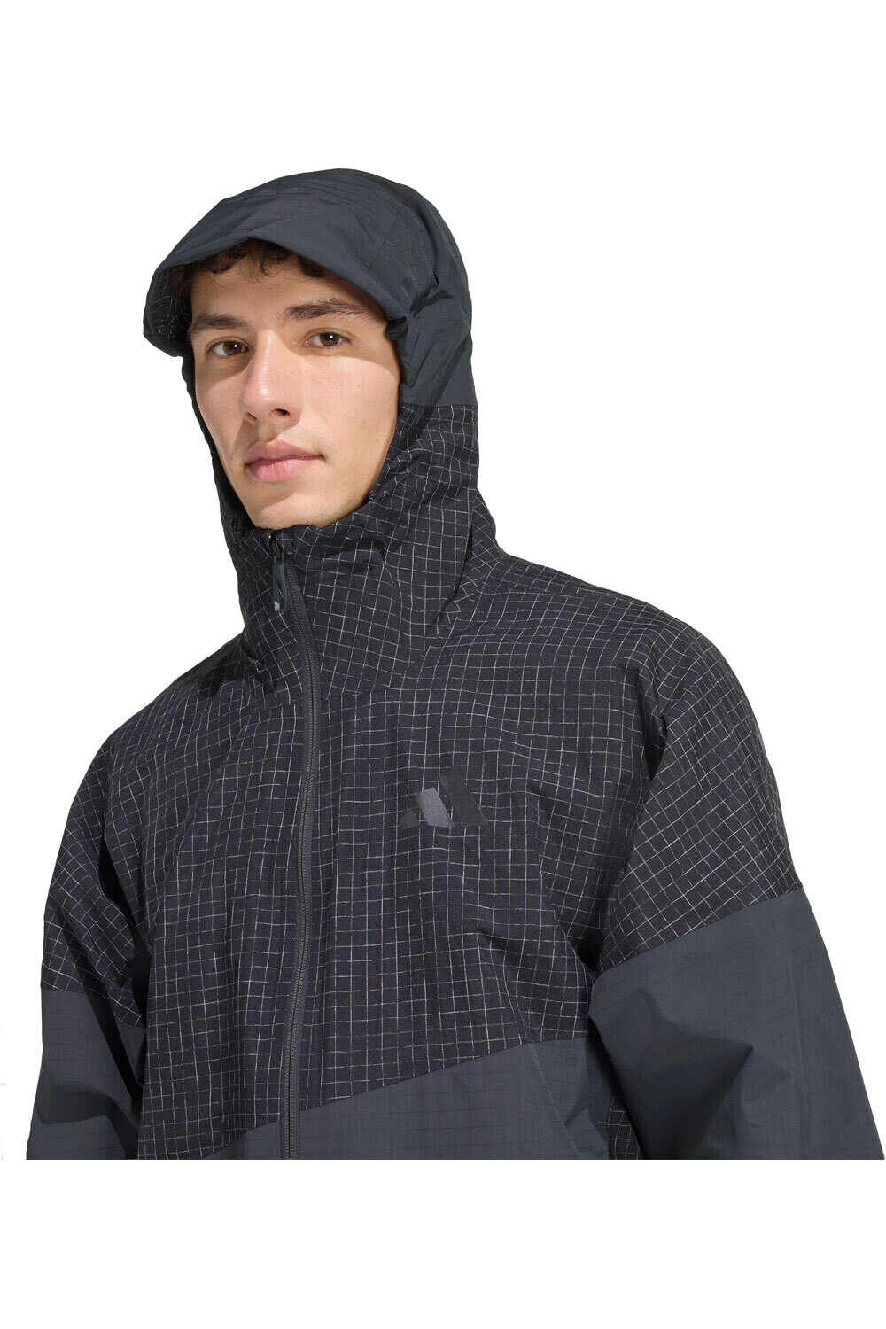 adidas chaqueta impermeable hombre TERREX XPLORIC 2 LAYER CLIMAPROOF vista detalle