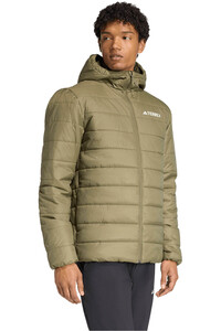 adidas chaqueta outdoor mujer TERREX MULTI ESSENTIALS CLIMAWARM vista detalle