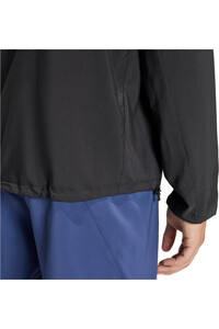 adidas Chaqueta Running Hombre RUNNING ADI365 ESSENTIALS 03