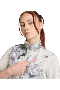 adidas Chaqueta Running Mujer OWN THE RUN SPRAY DYE vista detalle