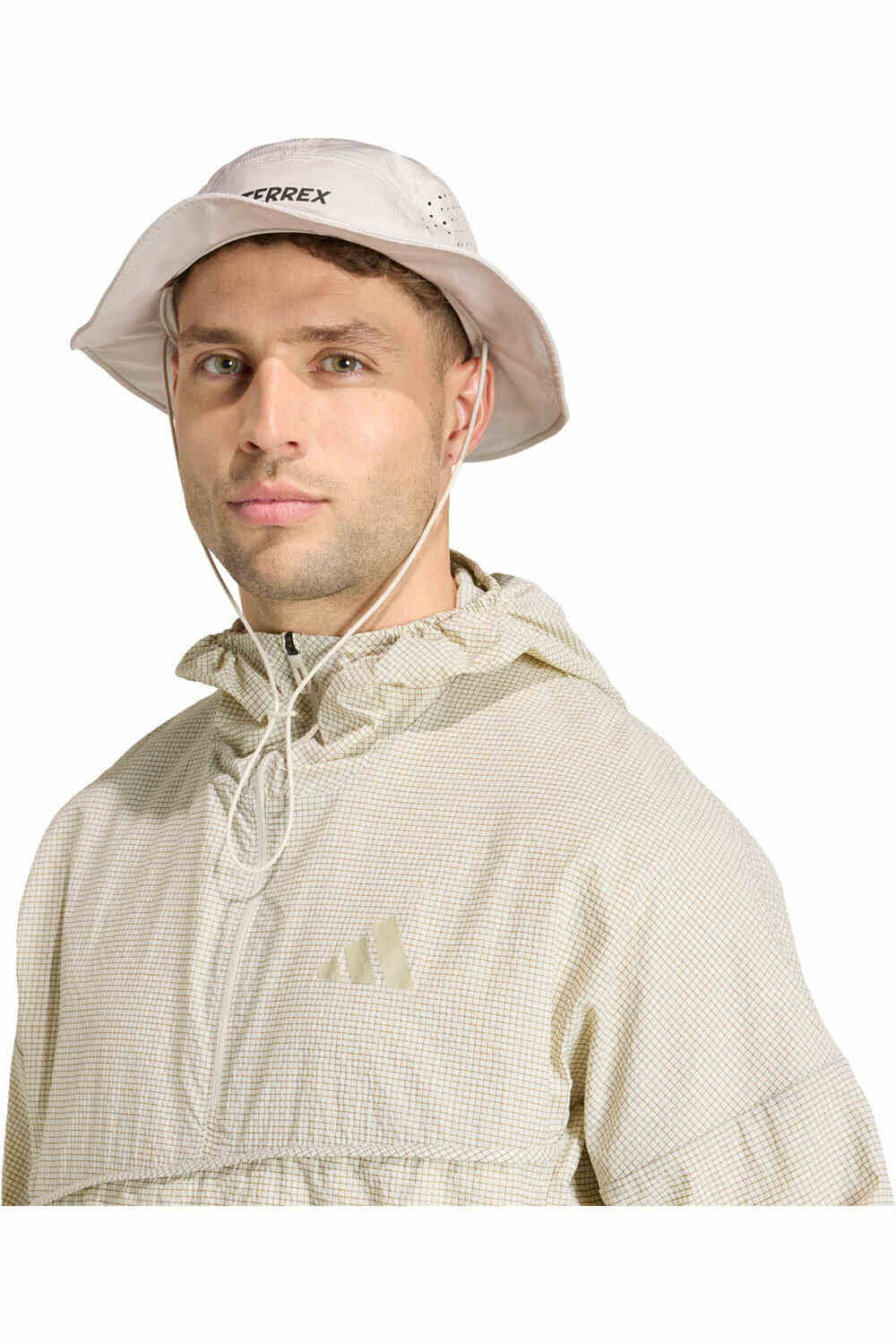 adidas chaqueta softshell hombre XPL WIND ANORAK vista detalle