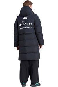 adidas chaquetas hombre MERCEDES-AMG PETRONAS F1TEAM vista trasera