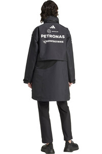 adidas chubasquero mujer MERCEDES F1 TEAM MYSHELTER vista detalle