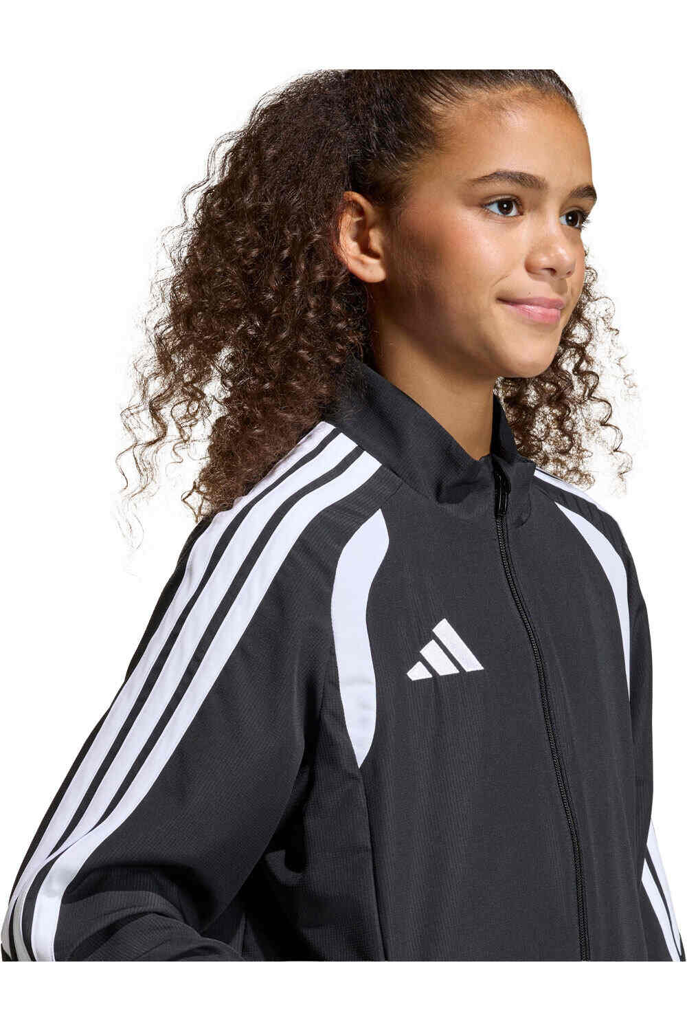 adidas chubasquero y chaquetones entrenamiento fútbol niño PRESENTACIN TIRO26 LEAGUE vista detalle