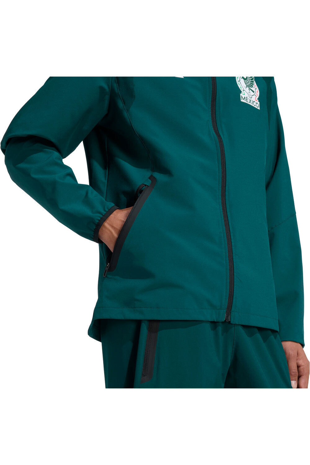 adidas chubasqueros y chaquetones entrenamiento fútbol CORTAVIENTOS MXICO TIRO TRAVEL 03