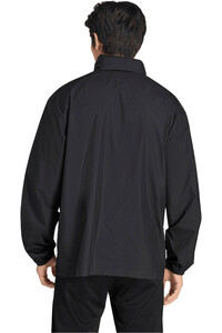 adidas chubasqueros y chaquetones entrenamiento fútbol ENTRADA26 MULTI vista trasera