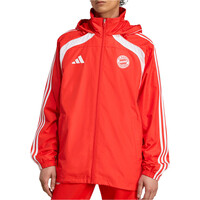adidas chubasqueros y chaquetones entrenamiento fútbol FC BAYERN MUNICH UBP vista frontal