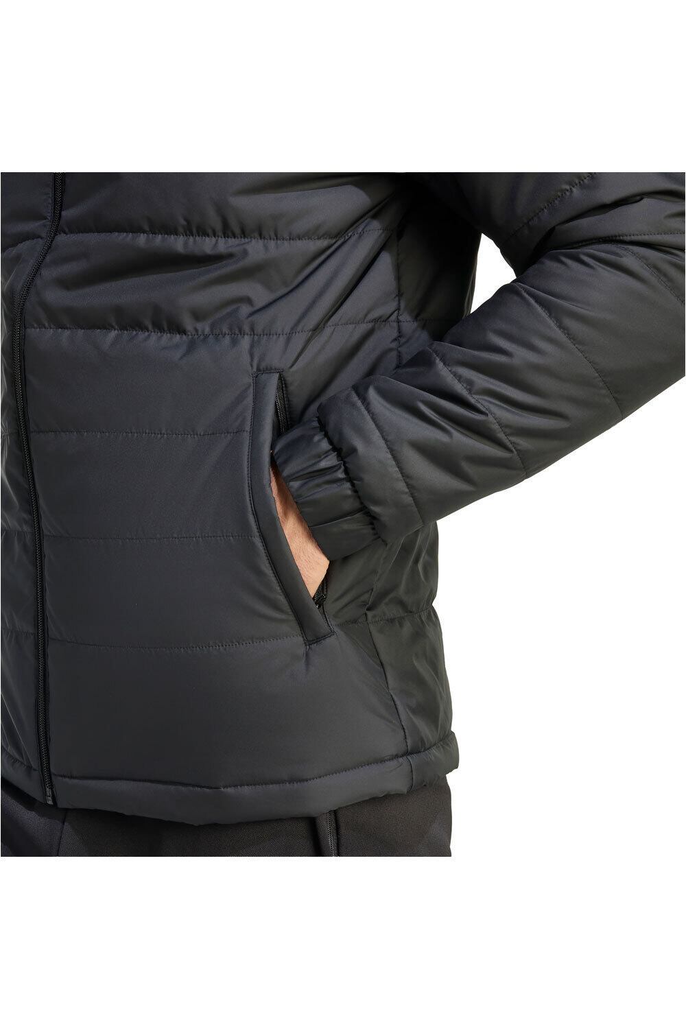 adidas chubasqueros y chaquetones entrenamiento fútbol LIGERA ENTRADA26 04