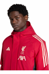 adidas chubasqueros y chaquetones entrenamiento fútbol PARKA LIVERPOOL FC TIRO 24 STADIUM vista detalle