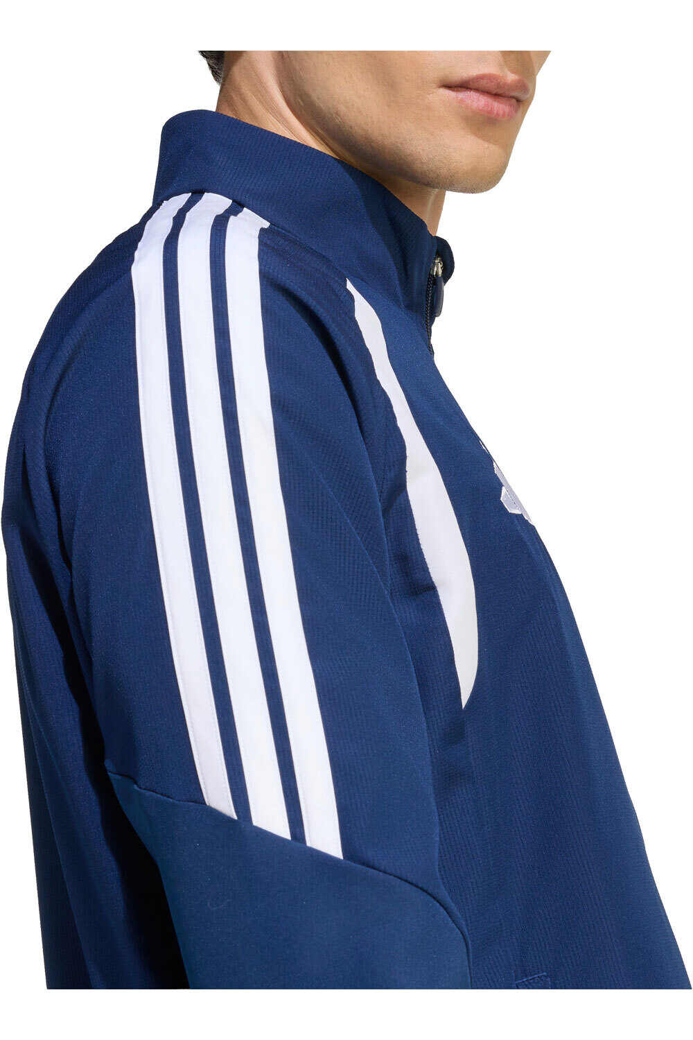 adidas chubasqueros y chaquetones entrenamiento fútbol PRESENTACIN TIRO26 LEAGUE 04