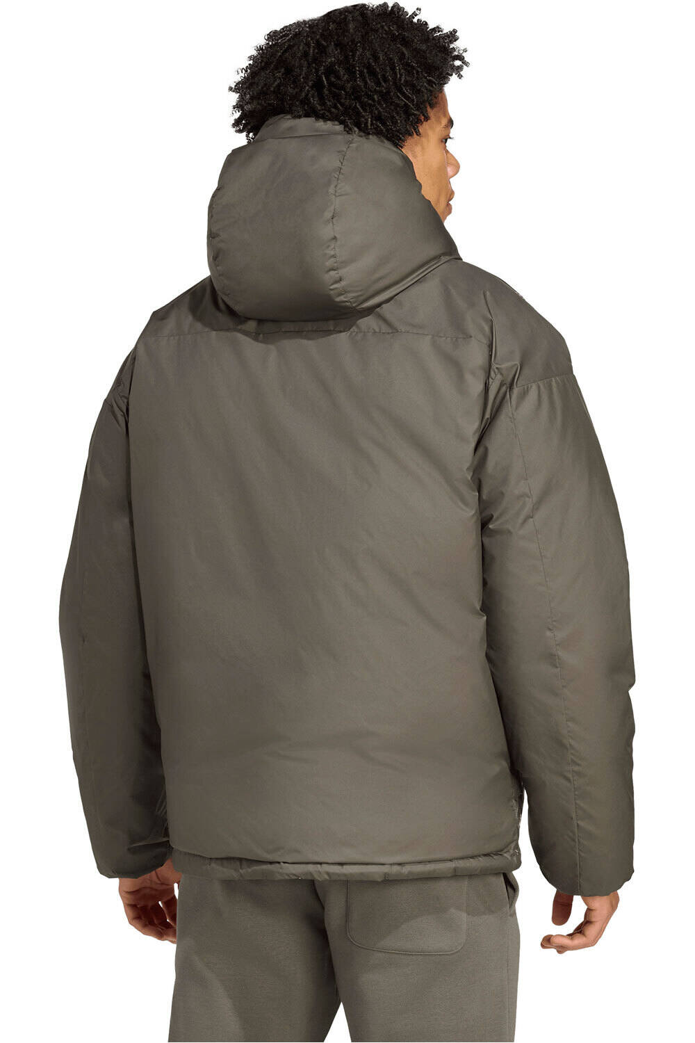 adidas chubasqueros y chaquetones entrenamiento fútbol REAL MADRID SEASONAL vista trasera