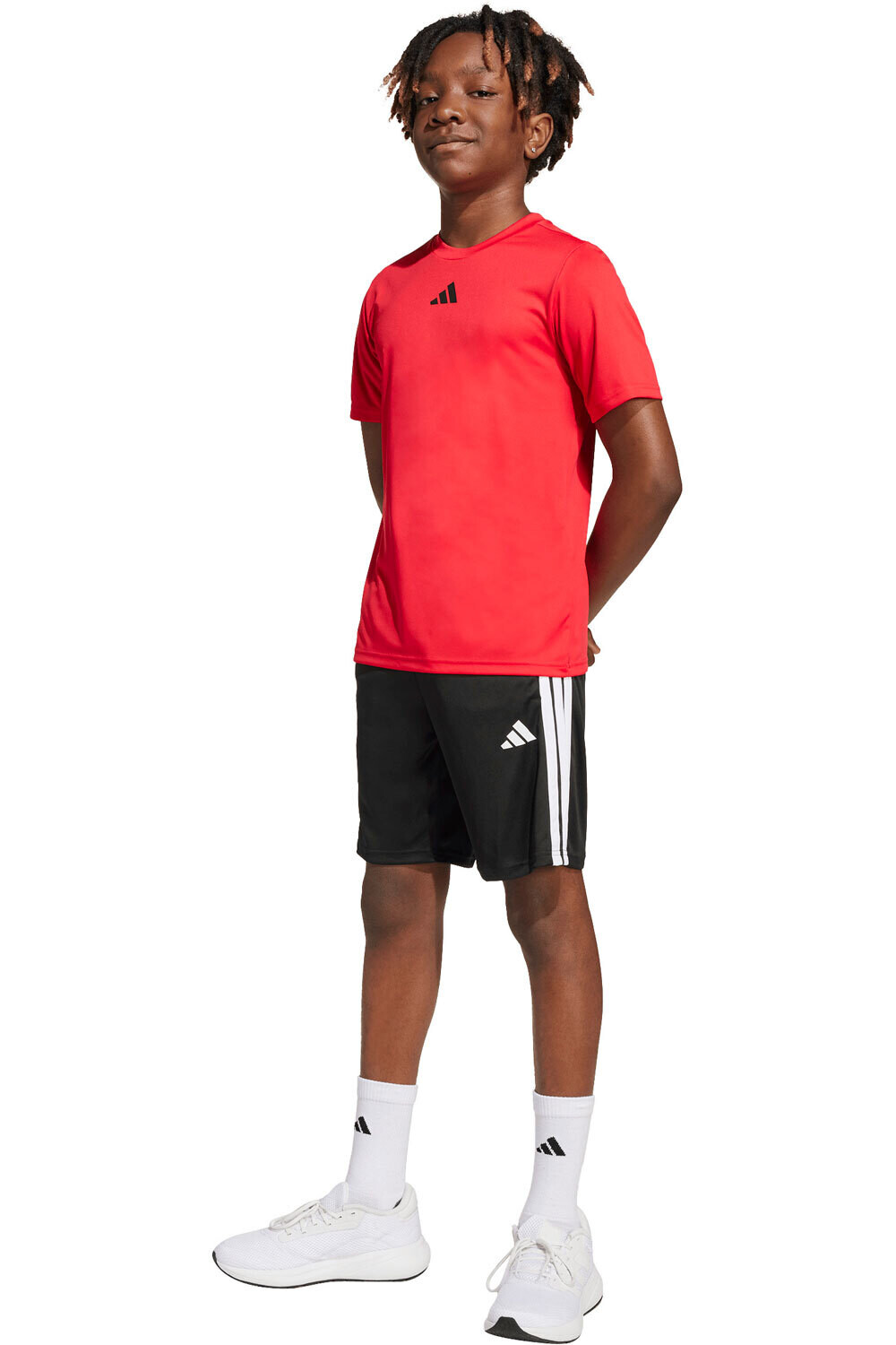 adidas conjunto junior TRAIN ESSENTIALS vista frontal