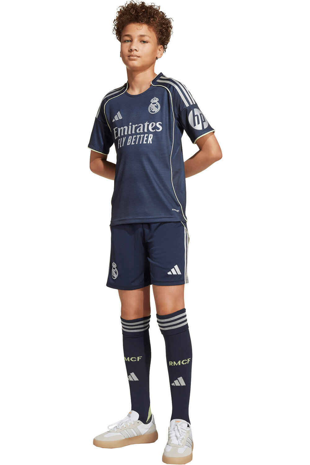 adidas equipación fútbol niño R.MADRID 26 A Y KIT MN vista frontal