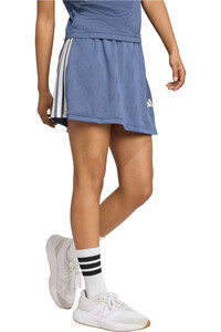 adidas faldas mujer STADIUM 3 STRIPES vista detalle