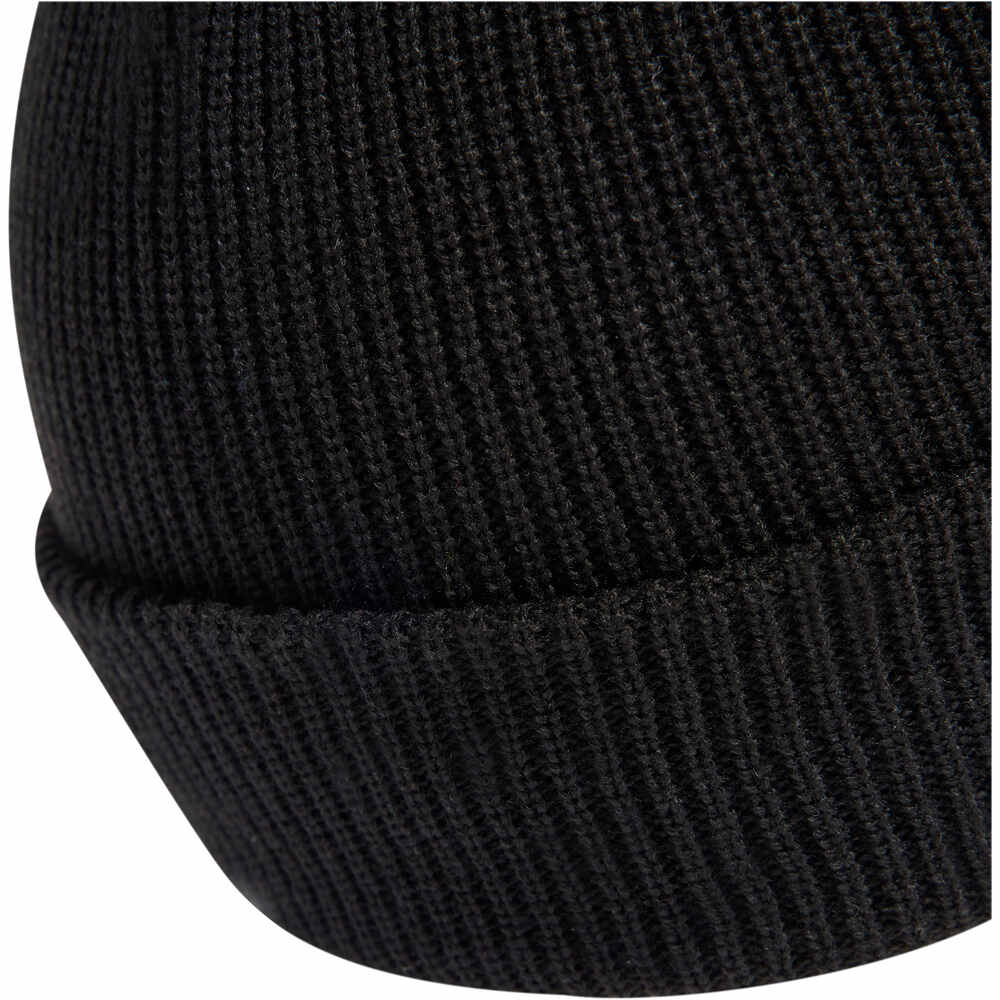 adidas gorro de lana CUFFED BEANIE ESSENTIALS 03