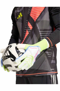 adidas guantes portero Predator Pro 03