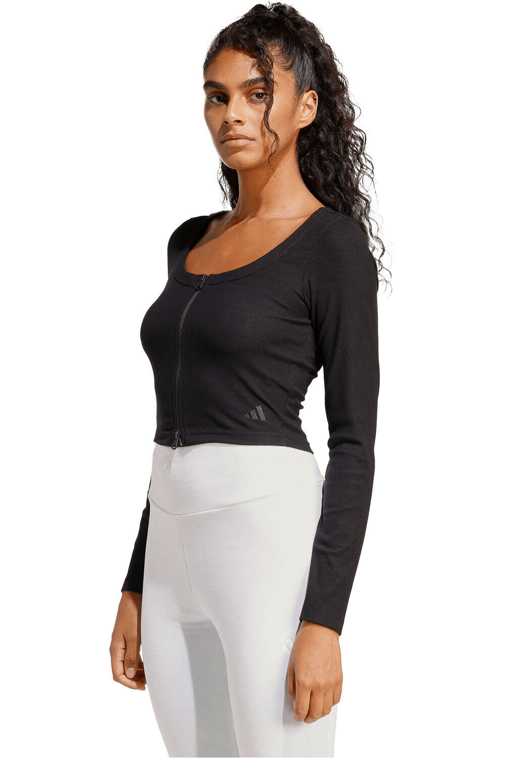 adidas jersey mujer SEASONAL ESSENTIALS vista frontal