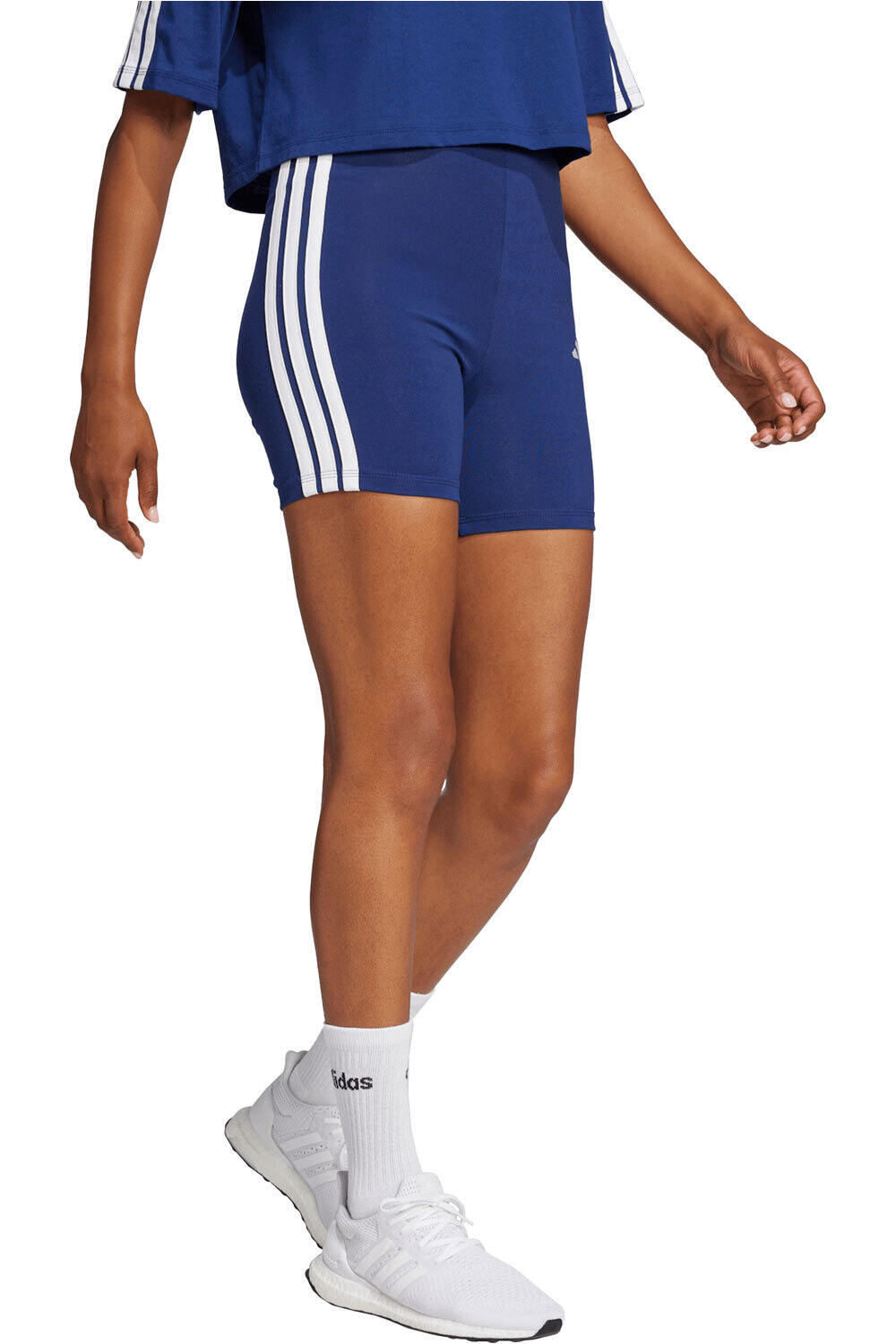 adidas Malla Corta Mujer ESSENTIALS 3-STRIPES vista detalle