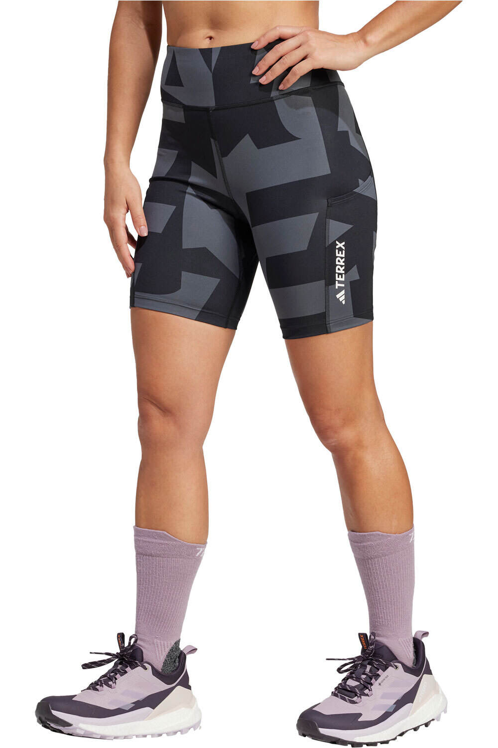 adidas Malla Corta Mujer TERREX MULTI 8INCH PRINTED TIGHT vista frontal
