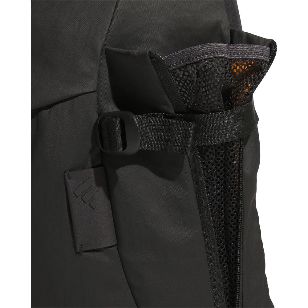 adidas mochila 4NWNL 04