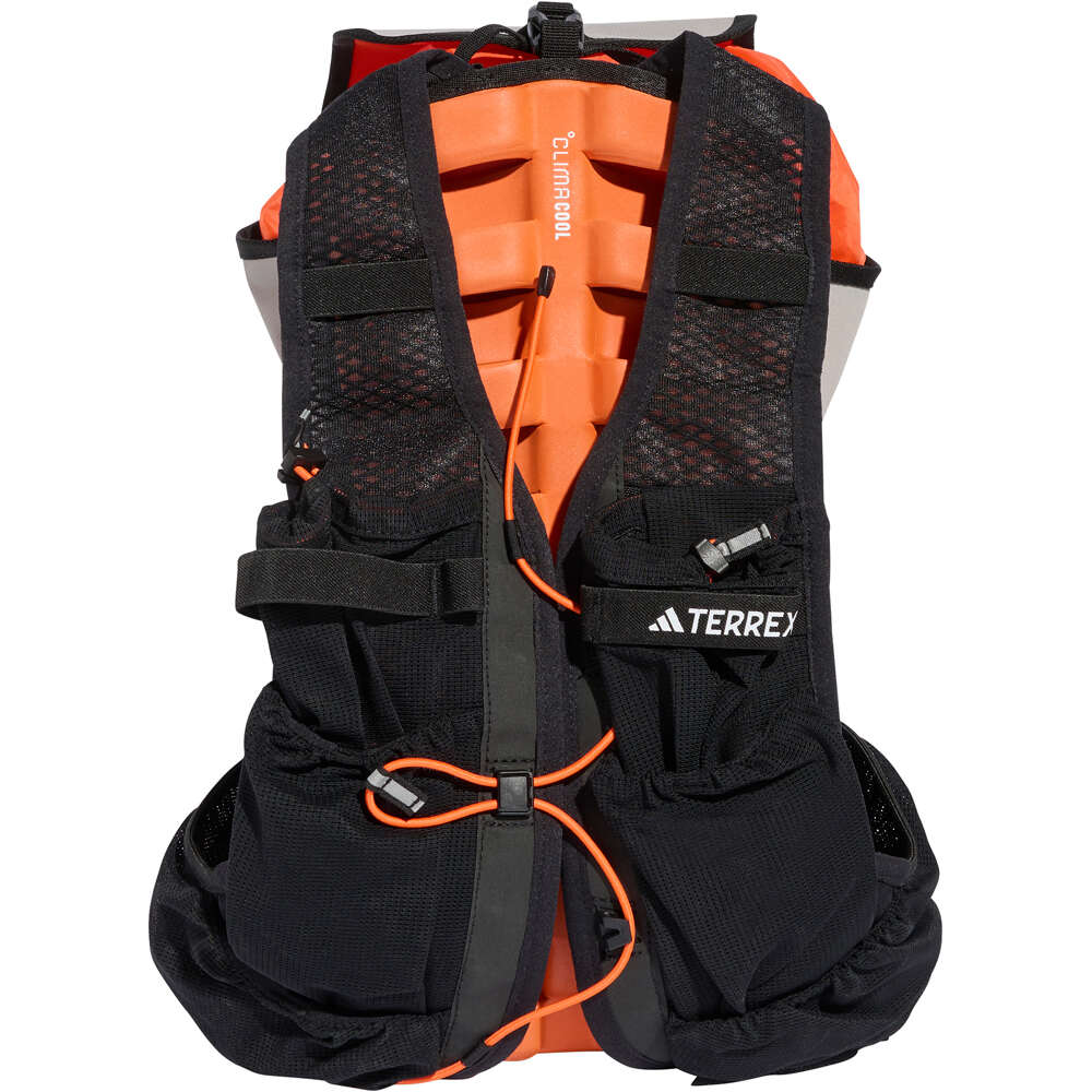 adidas mochila montaña TERREX TECHROCK CLIMACOOL HIKE 15L 01