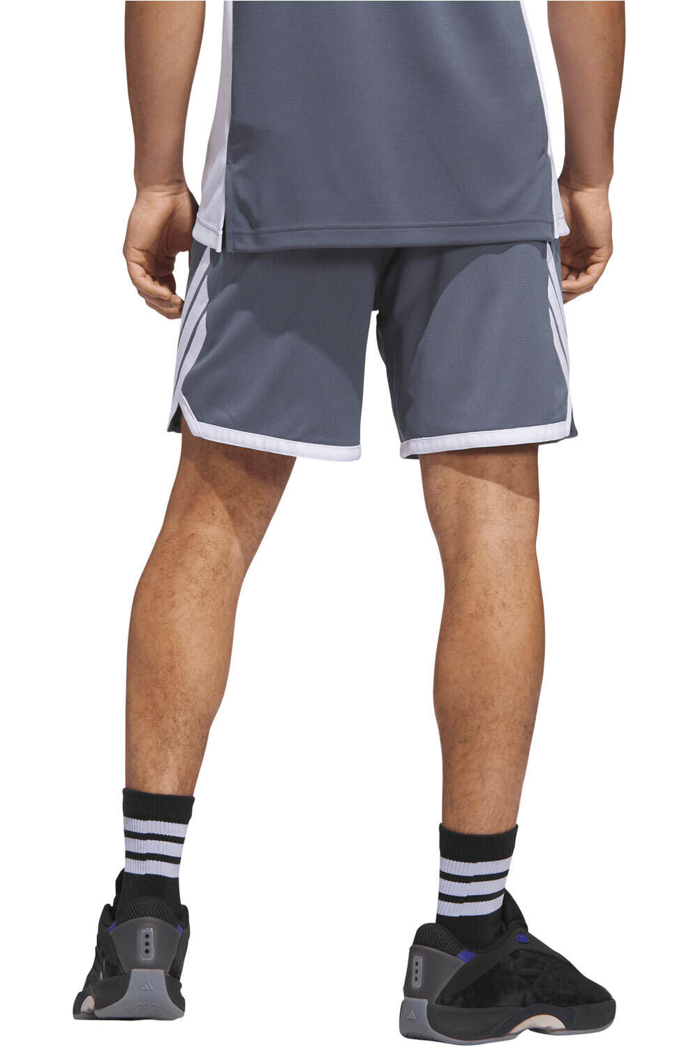 adidas pantalón baloncesto EVERYDAY PRO vista trasera