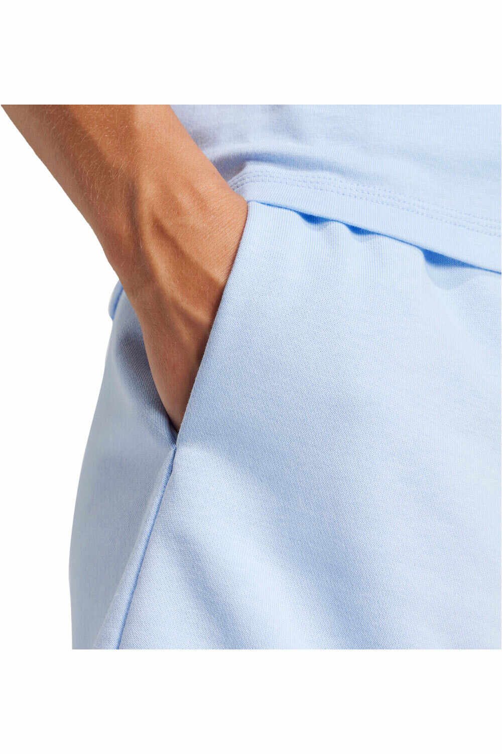 adidas pantalón corto deporte mujer ESSENTIALS LINEAR 03