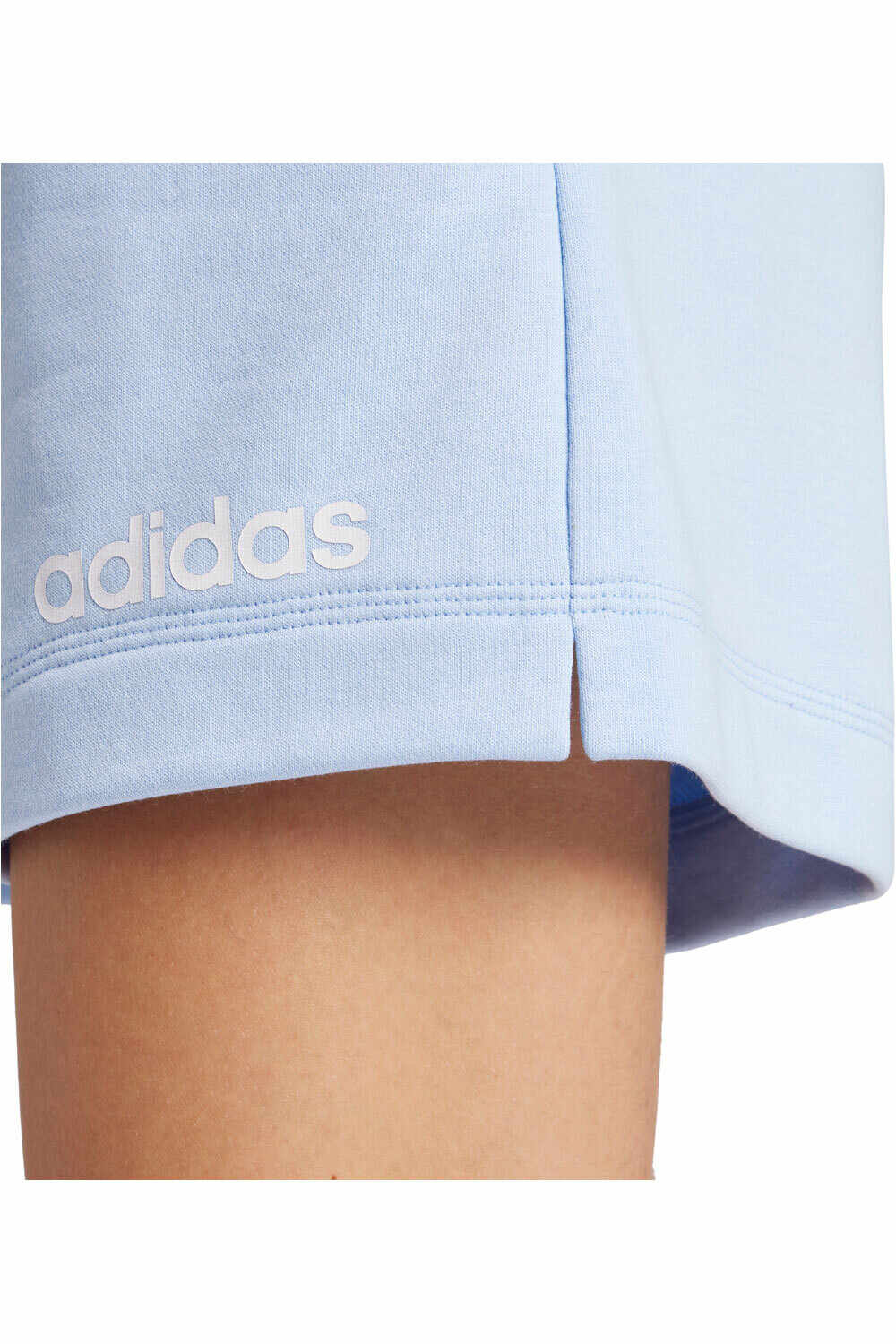 adidas pantalón corto deporte mujer ESSENTIALS LINEAR vista detalle
