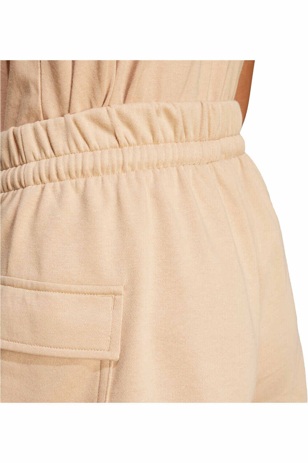 adidas pantalón corto deporte mujer ESSENTIALS SMALL LOGO 04