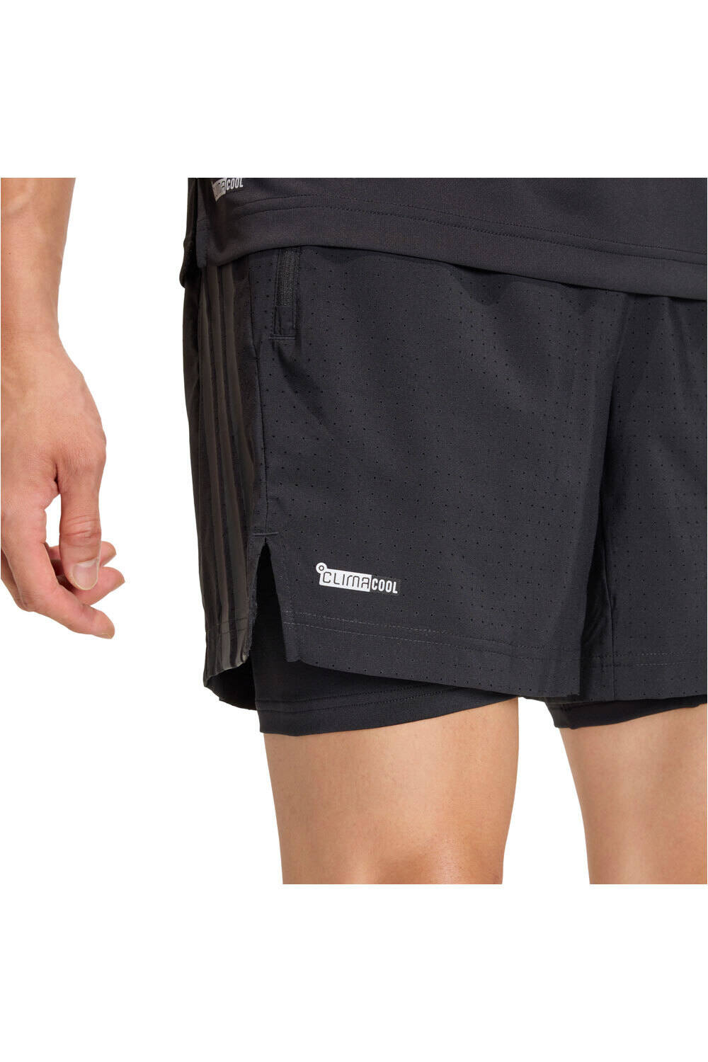 adidas pantalón corto fitness hombre 2�EN�1 TECH ESSENTIALS vista detalle