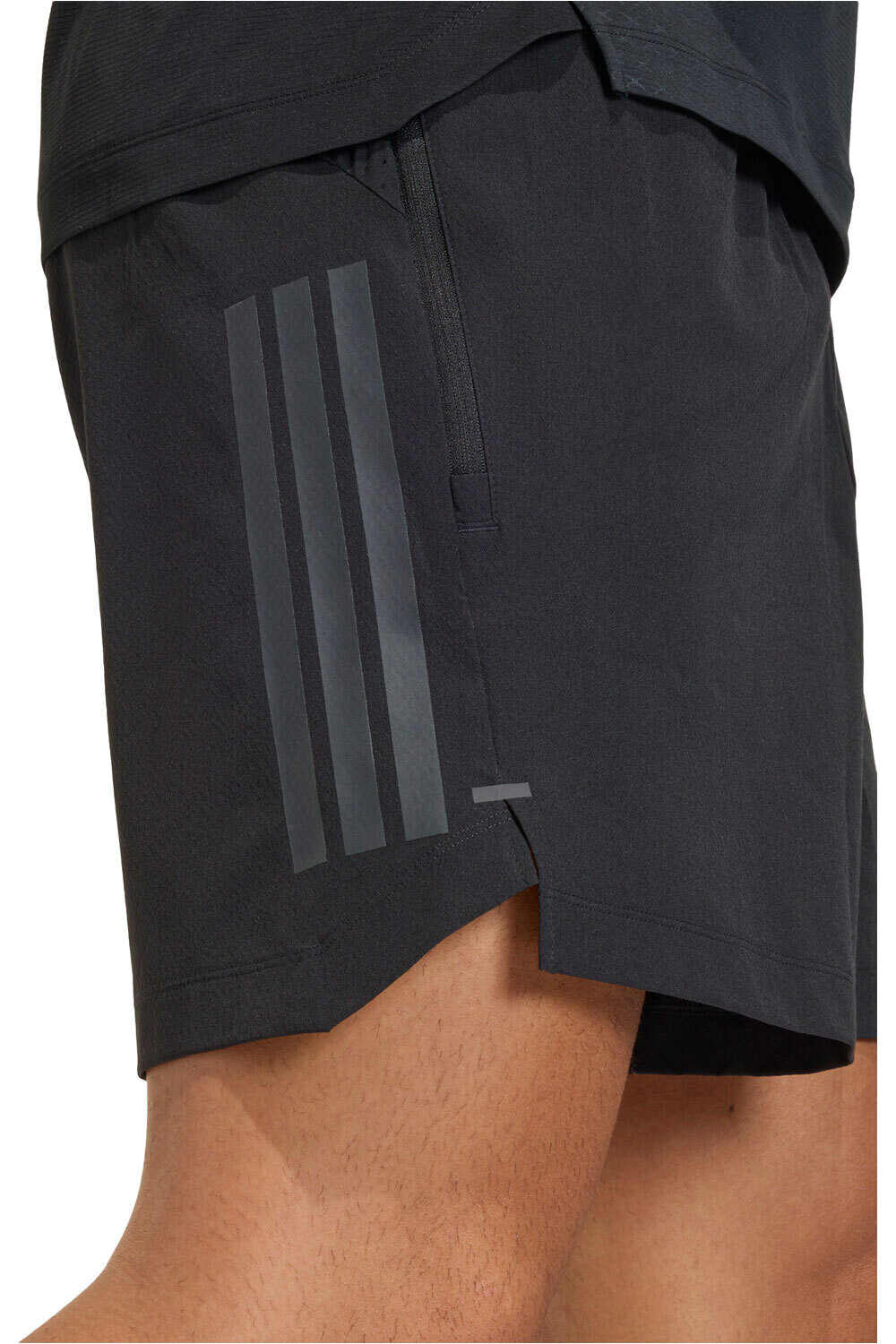 adidas pantalón corto fitness hombre D4T POWER 3 BANDAS 03