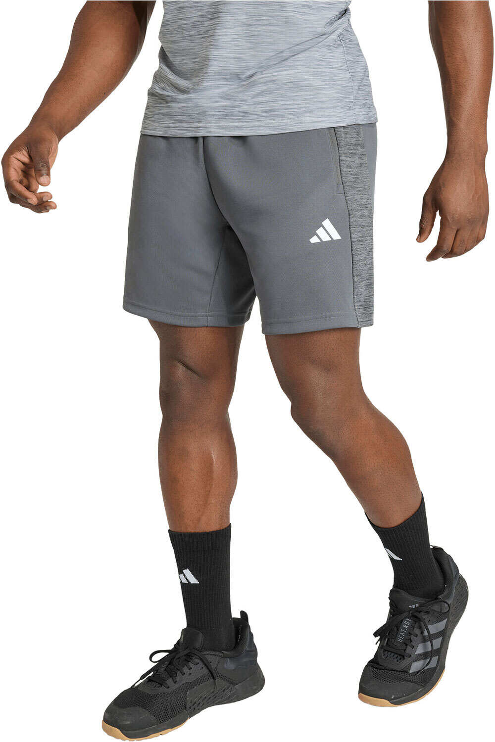 adidas pantalón corto fitness hombre ENTRENAMIENTO ESSENTIALS ALL-SET vista frontal