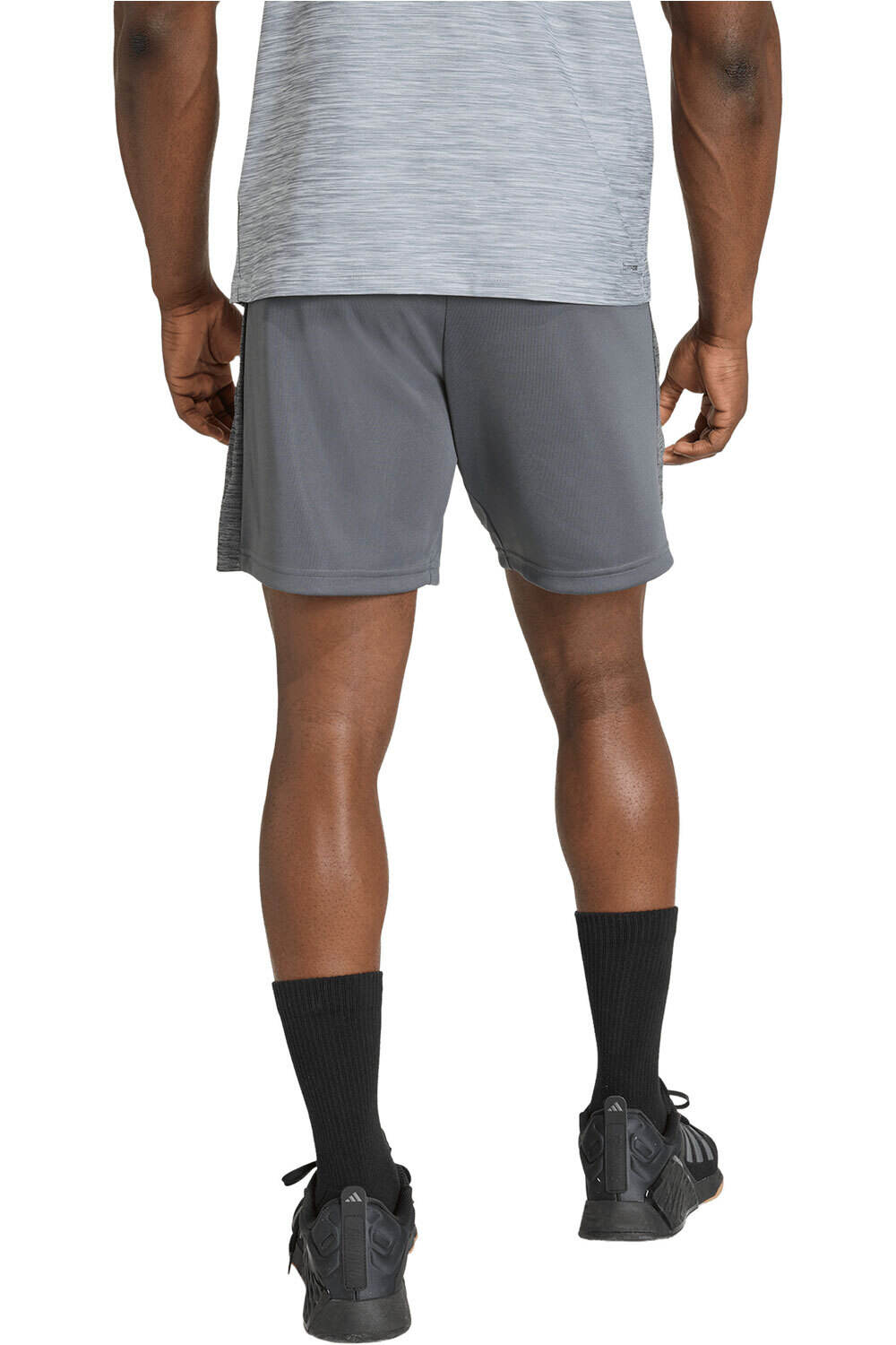 adidas pantalón corto fitness hombre ENTRENAMIENTO ESSENTIALS ALL-SET vista trasera