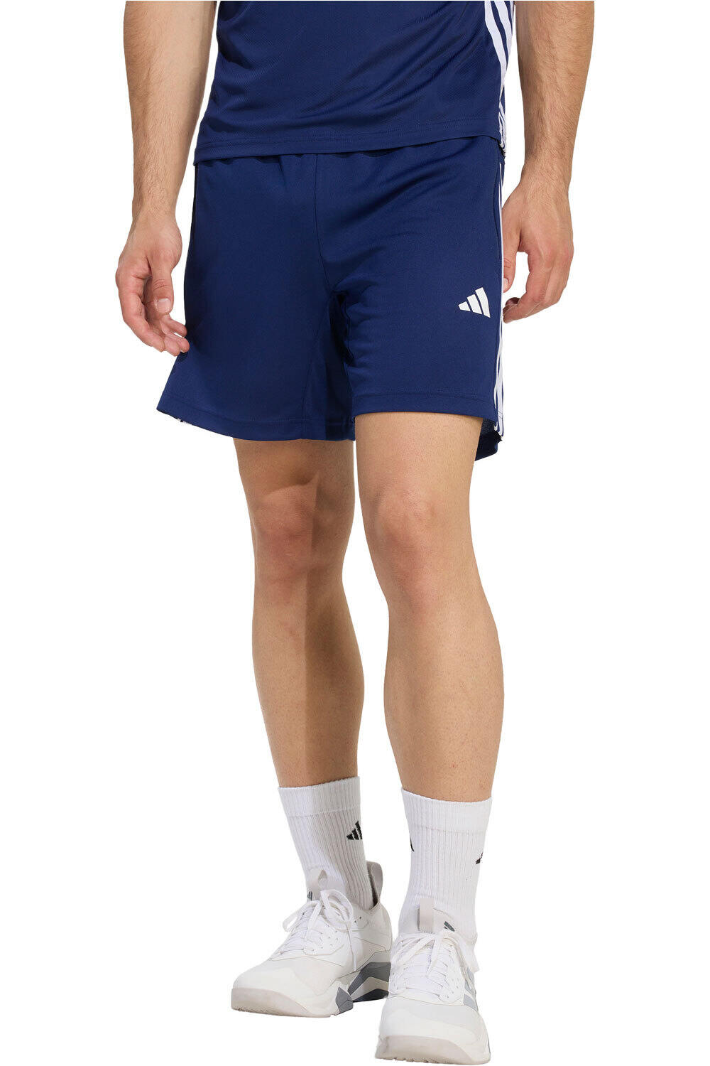 adidas pantalón corto fitness hombre WE BAS 3SPQ SH 7 5 vista frontal