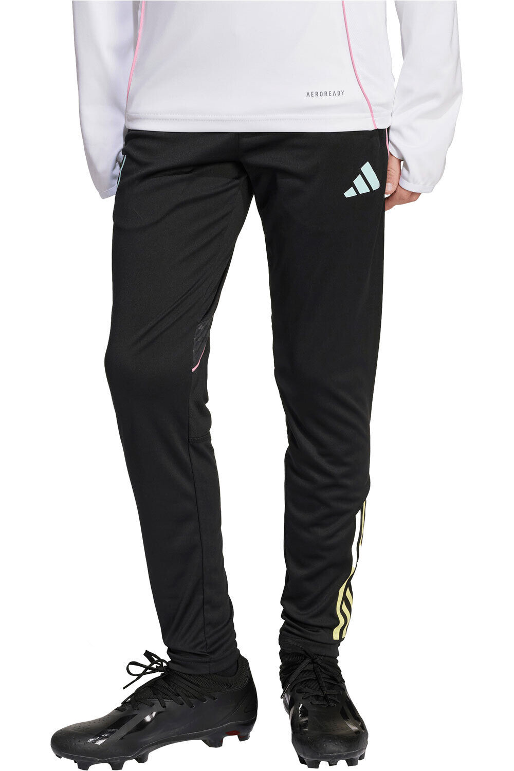 adidas pantalón futbol niño ENTRENAMIENTO JUVENTUS TIRO 25 COMPET vista frontal